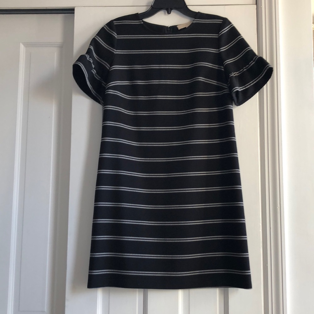 LOFT (Ann Taylor) Bell Sleeve Dress